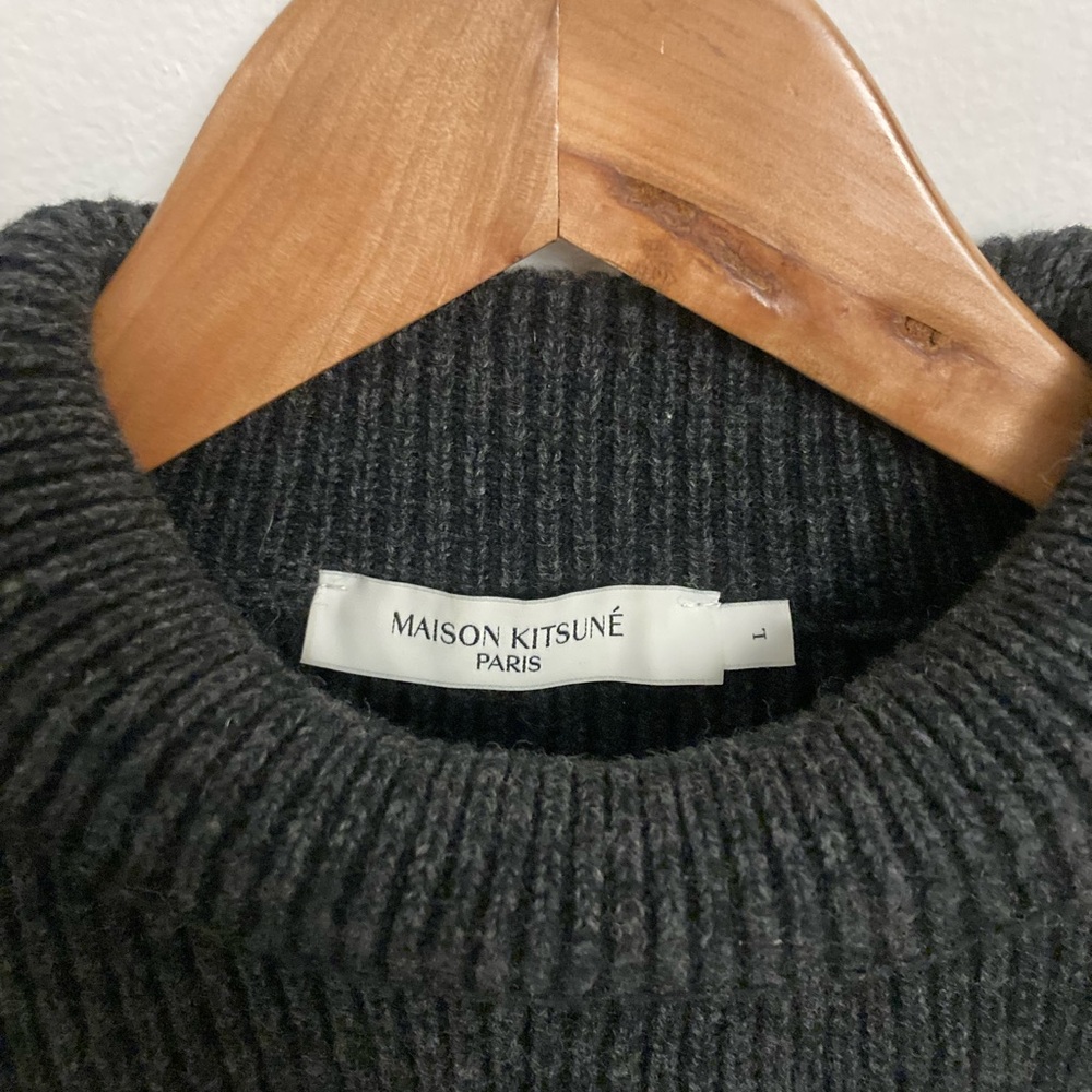 MAISON KITSUNÉ  Gray Plaited Boxy Turtleneck Sweater